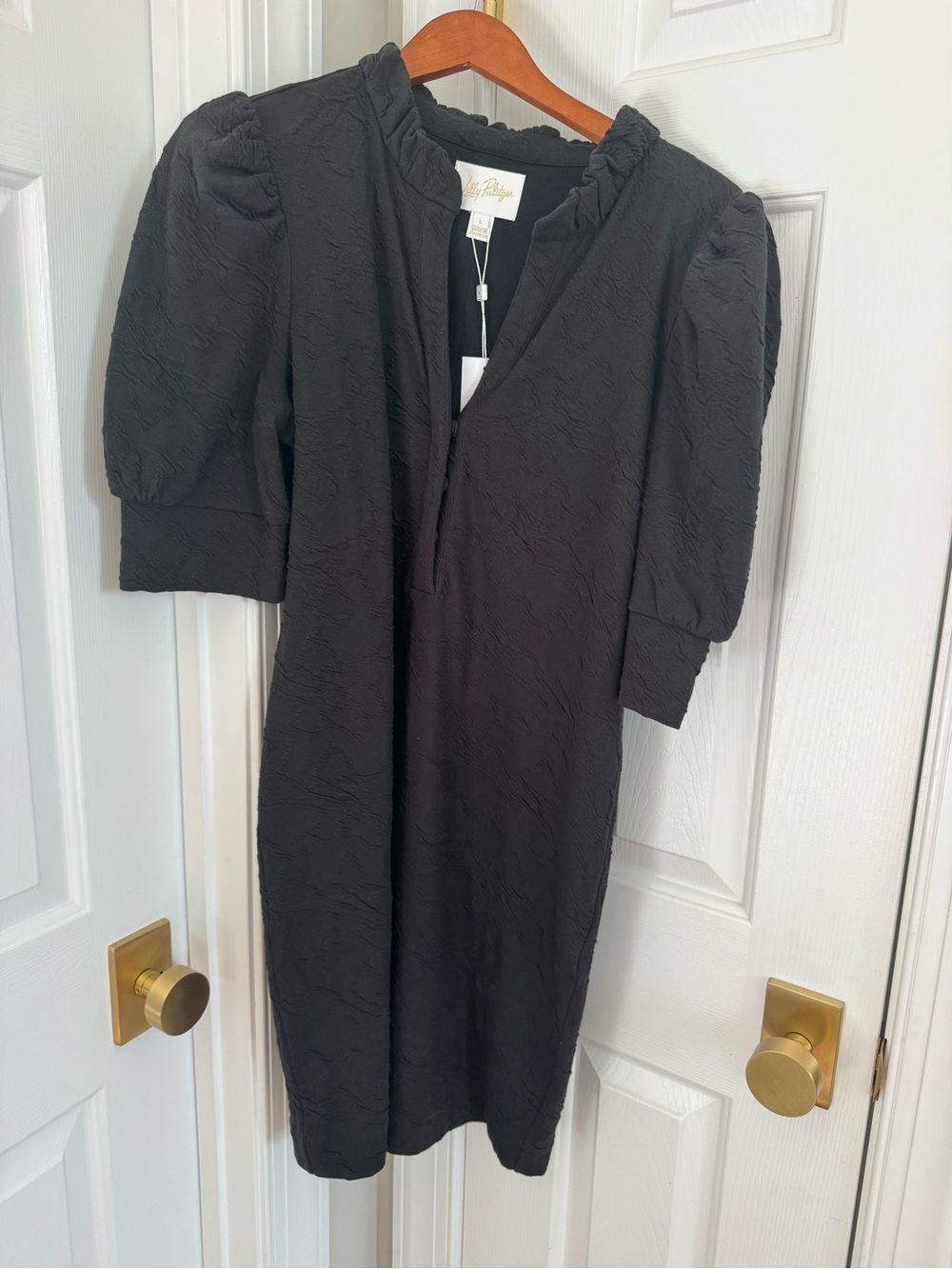 Lilly Pulitzer Black Textured Puff-Sleeve Midi Dress